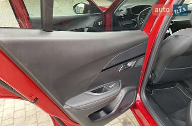 Позашляховик / Кросовер Peugeot e-2008 2021 в 