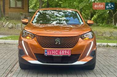 Позашляховик / Кросовер Peugeot e-2008 2021 в 