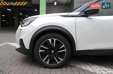 Позашляховик / Кросовер Peugeot e-2008 2020 в 