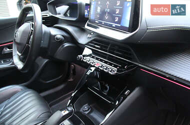 Позашляховик / Кросовер Peugeot e-2008 2020 в 