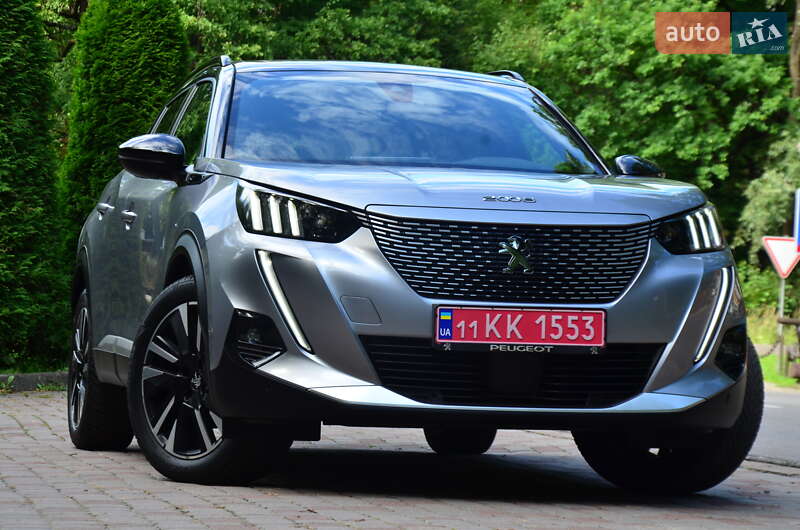 Peugeot e-2008 2021