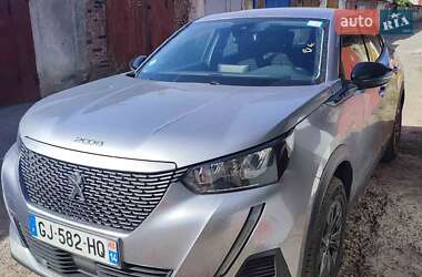 Внедорожник / Кроссовер Peugeot e-2008 2022 в Львове
