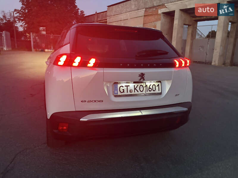 Внедорожник / Кроссовер Peugeot e-2008 2020 в Виннице