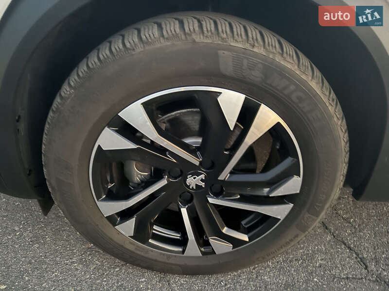 Внедорожник / Кроссовер Peugeot e-2008 2020 в Виннице