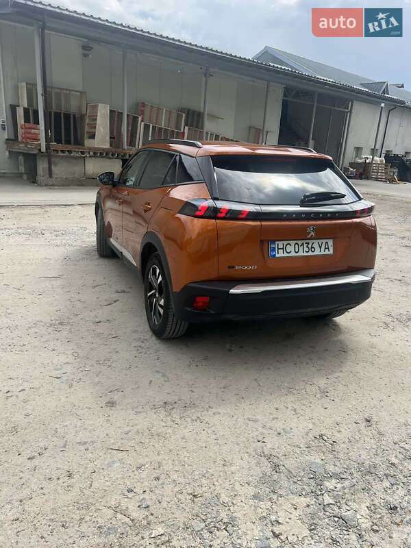 Внедорожник / Кроссовер Peugeot e-2008 2020 в Львове