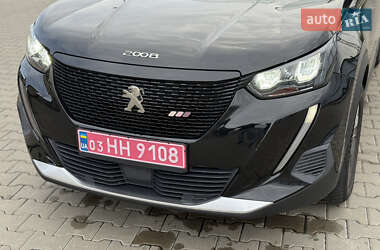 Внедорожник / Кроссовер Peugeot e-2008 2022 в 
