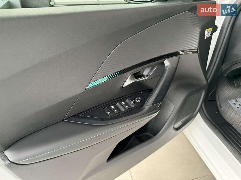 Внедорожник / Кроссовер Peugeot e-2008 2020 в Чернигове