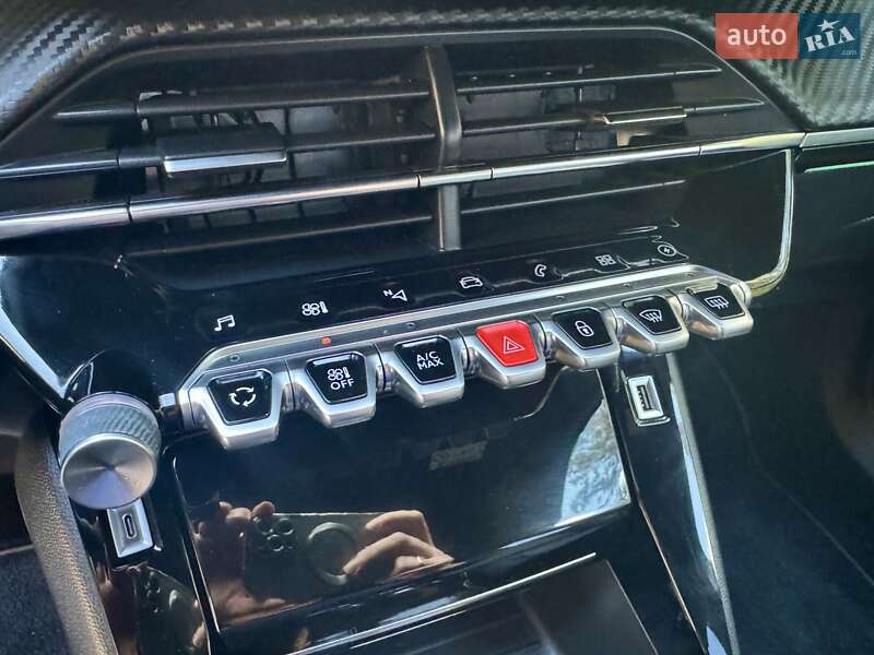 Внедорожник / Кроссовер Peugeot e-2008 2020 в Дрогобыче фото 78 Внедорожник / Кроссовер Peugeot e-2008 2020 в Дрогобыче