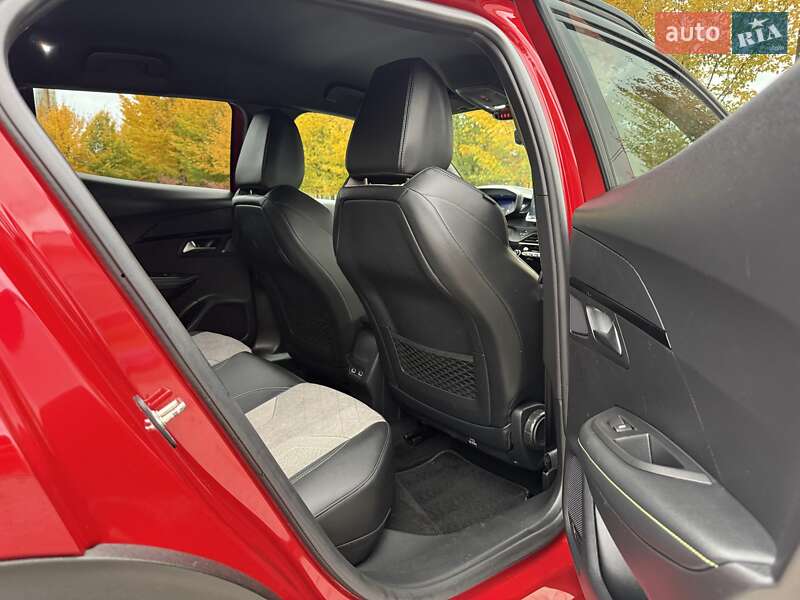 Позашляховик / Кросовер Peugeot e-2008 2020 в Бердичеві