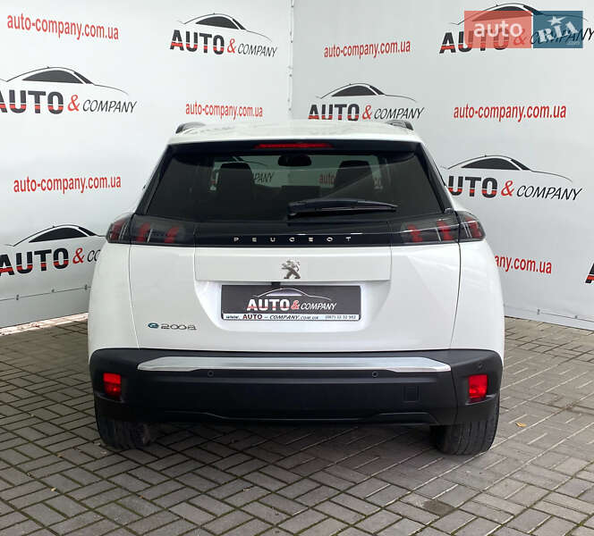 Позашляховик / Кросовер Peugeot e-2008 2022 в Львові