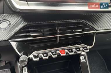 Внедорожник / Кроссовер Peugeot e-2008 2021 в 