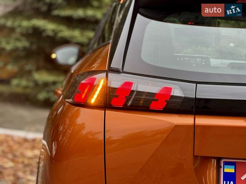 Позашляховик / Кросовер Peugeot e-2008 2021 в Дрогобичі