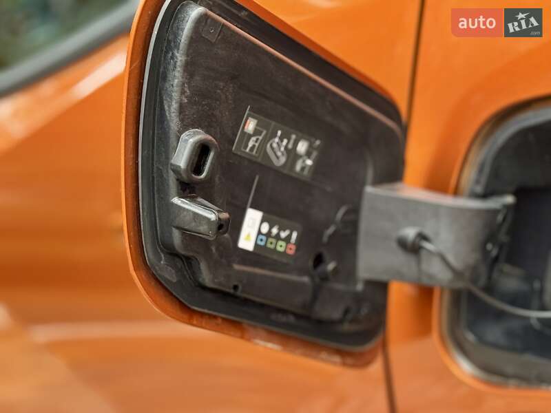 Позашляховик / Кросовер Peugeot e-2008 2021 в Дрогобичі