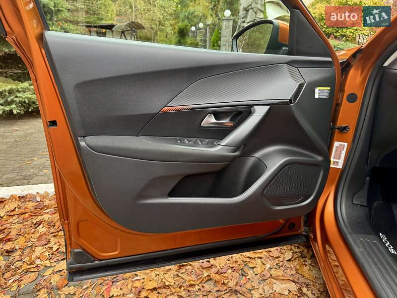 Позашляховик / Кросовер Peugeot e-2008 2021 в Дрогобичі