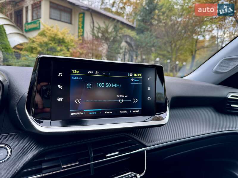 Позашляховик / Кросовер Peugeot e-2008 2021 в Дрогобичі