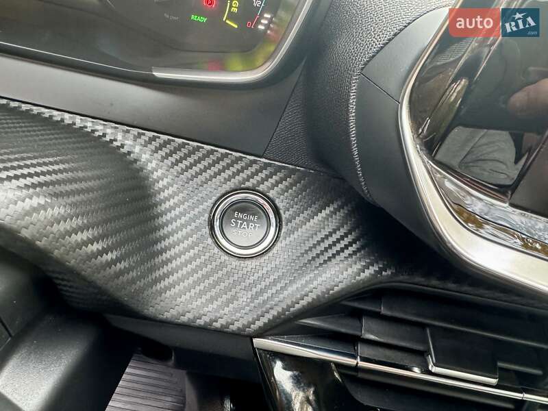 Позашляховик / Кросовер Peugeot e-2008 2021 в Дрогобичі