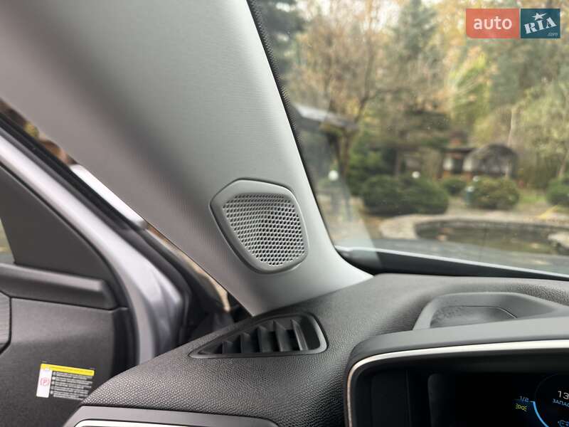 Внедорожник / Кроссовер Peugeot e-2008 2021 в Дрогобыче фото 58 Внедорожник / Кроссовер Peugeot e-2008 2021 в Дрогобыче