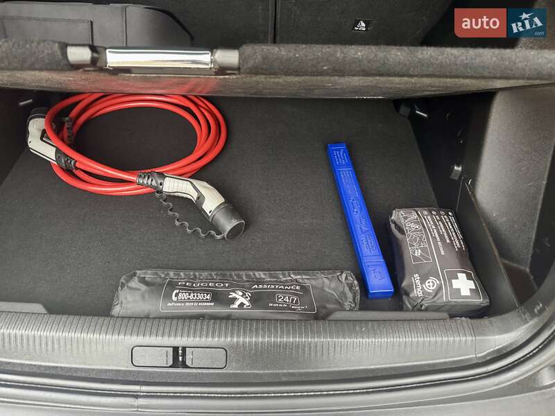 Внедорожник / Кроссовер Peugeot e-2008 2021 в Дрогобыче фото 83 Внедорожник / Кроссовер Peugeot e-2008 2021 в Дрогобыче