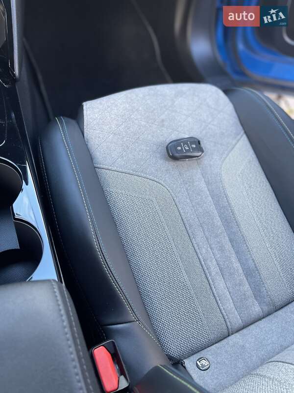 Внедорожник / Кроссовер Peugeot e-2008 2020 в Хмельницком фото 80 Внедорожник / Кроссовер Peugeot e-2008 2020 в Хмельницком