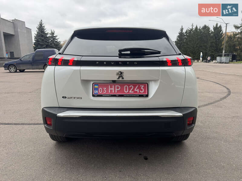 Позашляховик / Кросовер Peugeot e-2008 2020 в Рівному