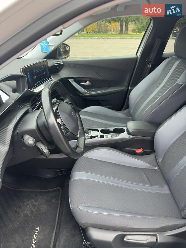 Позашляховик / Кросовер Peugeot e-2008 2020 в Рівному