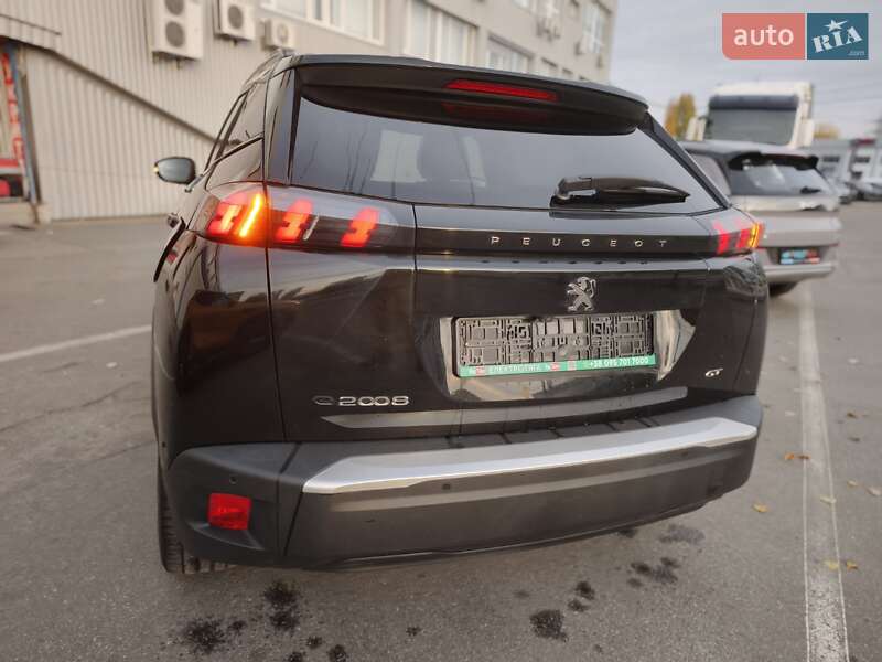 Внедорожник / Кроссовер Peugeot e-2008 2021 в Киеве