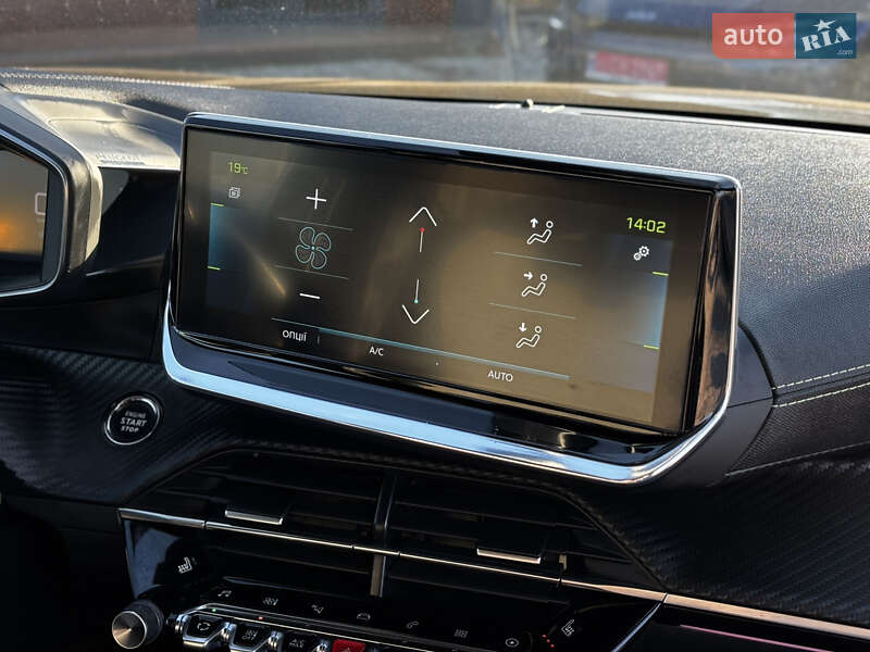 Внедорожник / Кроссовер Peugeot e-2008 2021 в Львове