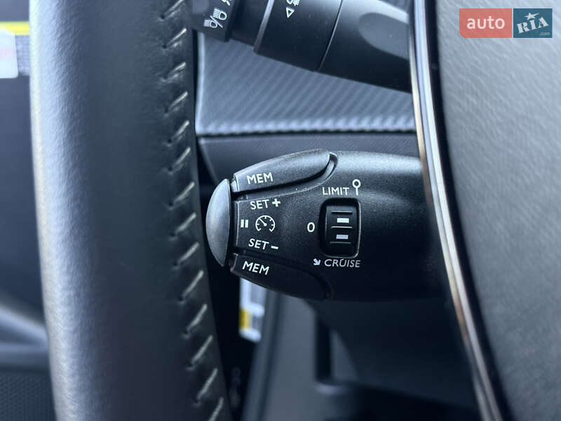 Внедорожник / Кроссовер Peugeot e-2008 2024 в Львове