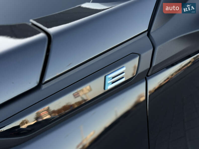 Внедорожник / Кроссовер Peugeot e-2008 2024 в Львове