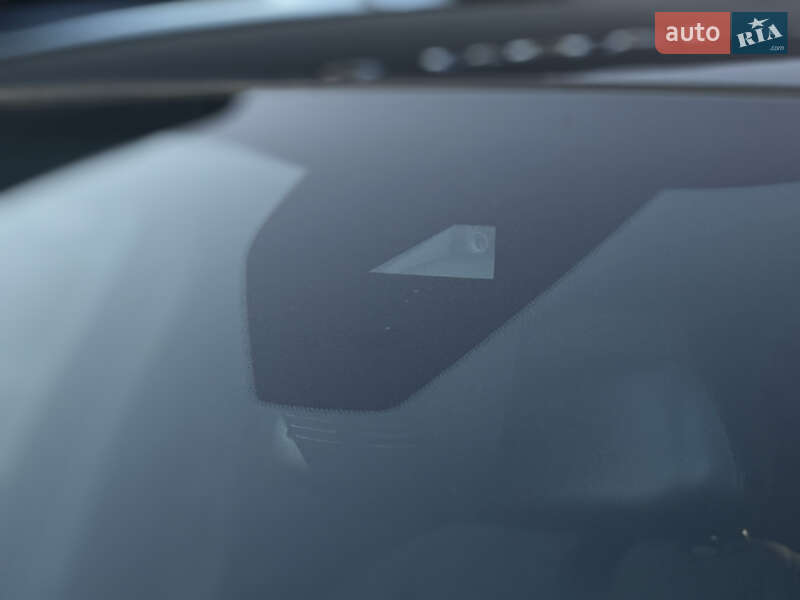 Внедорожник / Кроссовер Peugeot e-2008 2024 в Львове