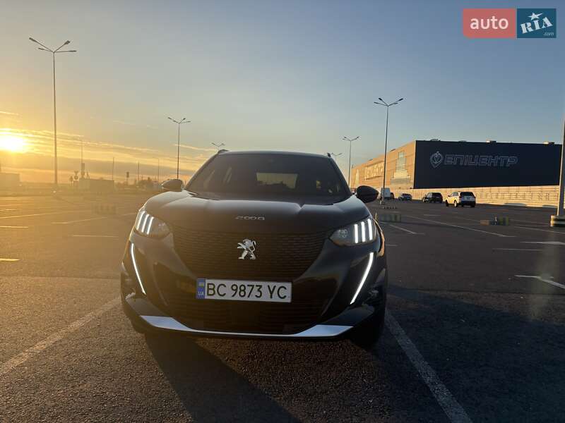 Позашляховик / Кросовер Peugeot e-2008 2021 в Львові