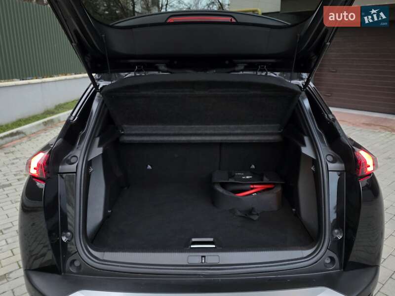 Внедорожник / Кроссовер Peugeot e-2008 2021 в Тернополе фото 30 Внедорожник / Кроссовер Peugeot e-2008 2021 в Тернополе