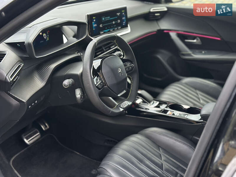 Позашляховик / Кросовер Peugeot e-2008 2020 в Самборі