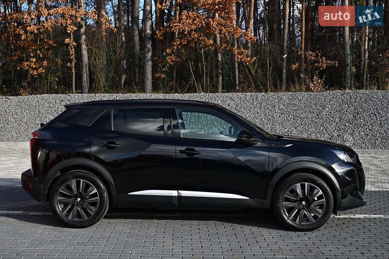 Внедорожник / Кроссовер Peugeot e-2008 2021 в Львове