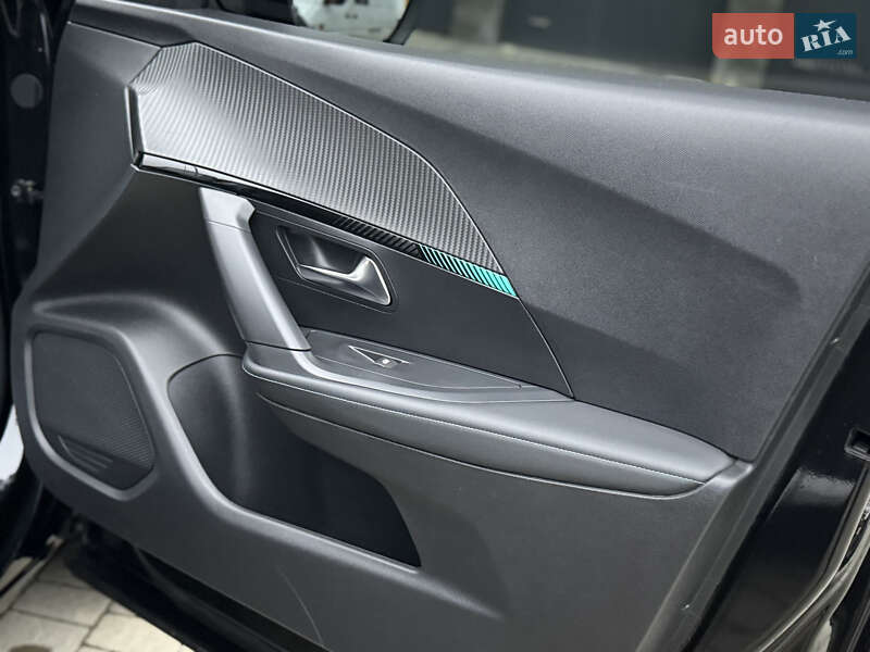 Внедорожник / Кроссовер Peugeot e-2008 2021 в Дрогобыче