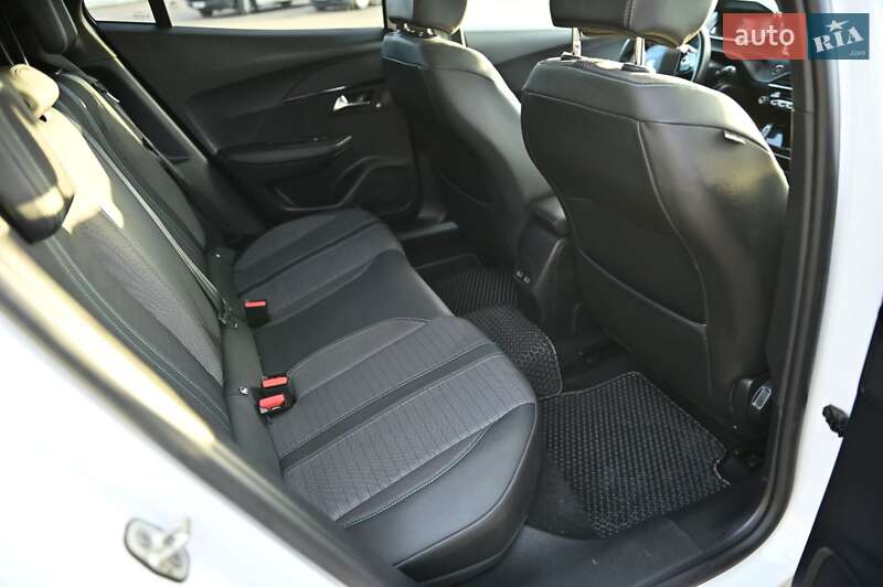 Внедорожник / Кроссовер Peugeot e-2008 2021 в Ровно