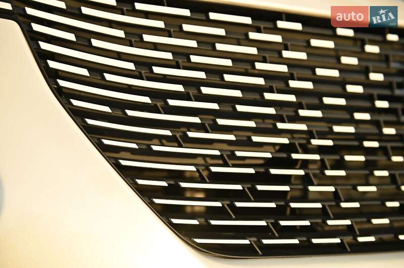 Внедорожник / Кроссовер Peugeot e-2008 2021 в Ровно