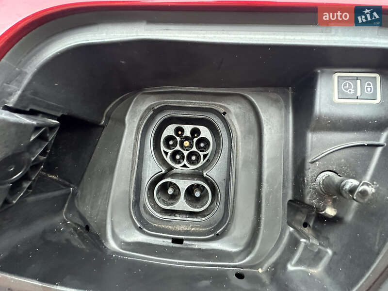 Внедорожник / Кроссовер Peugeot e-2008 2020 в Ровно фото 33 Внедорожник / Кроссовер Peugeot e-2008 2020 в Ровно