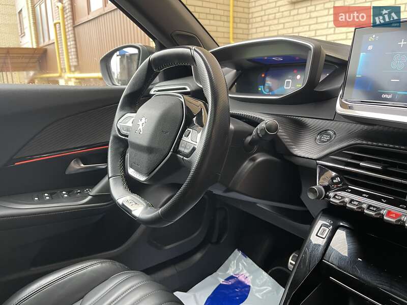 Внедорожник / Кроссовер Peugeot e-2008 2021 в Тернополе