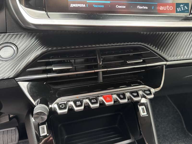 Внедорожник / Кроссовер Peugeot e-2008 2021 в Дрогобыче фото 61 Внедорожник / Кроссовер Peugeot e-2008 2021 в Дрогобыче