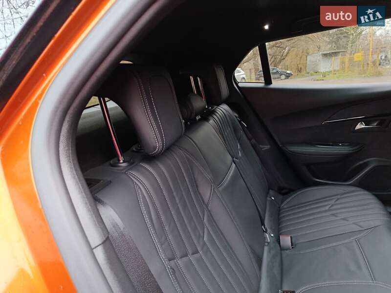 Внедорожник / Кроссовер Peugeot e-2008 2020 в Дубно