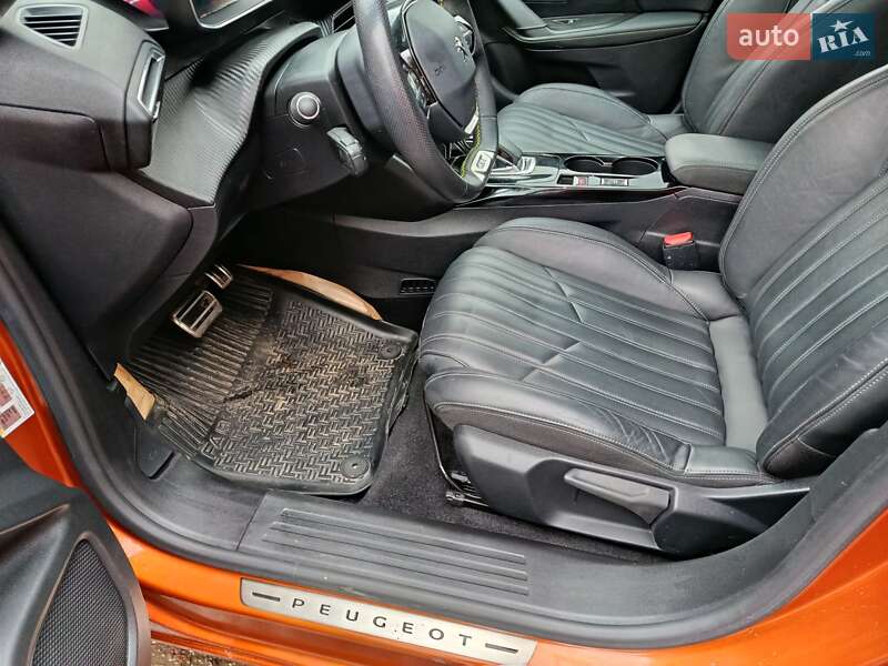 Внедорожник / Кроссовер Peugeot e-2008 2020 в Дубно