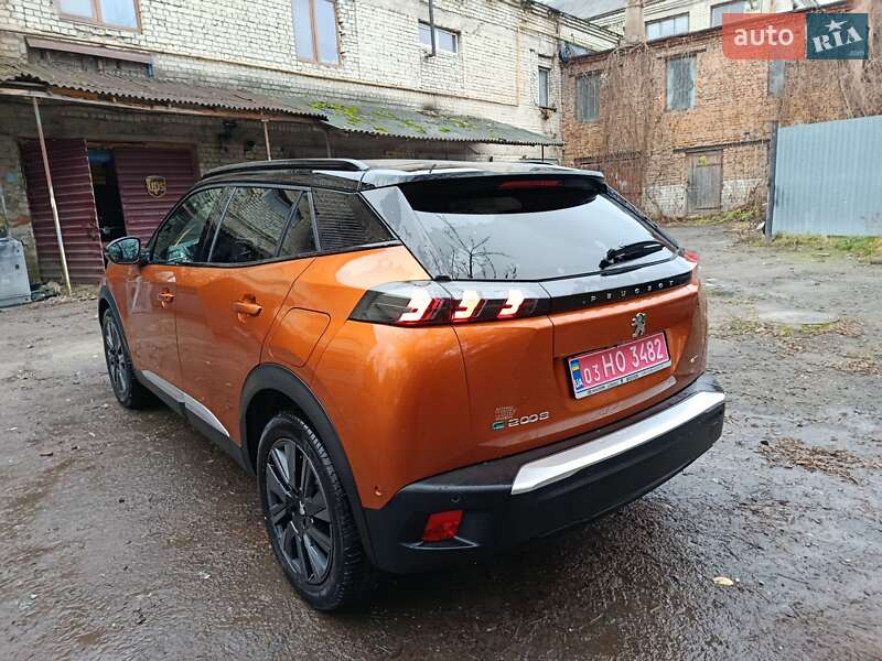 Внедорожник / Кроссовер Peugeot e-2008 2020 в Дубно