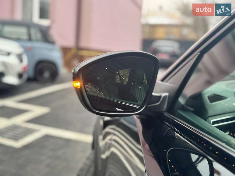 Внедорожник / Кроссовер Peugeot e-2008 2020 в Дрогобыче