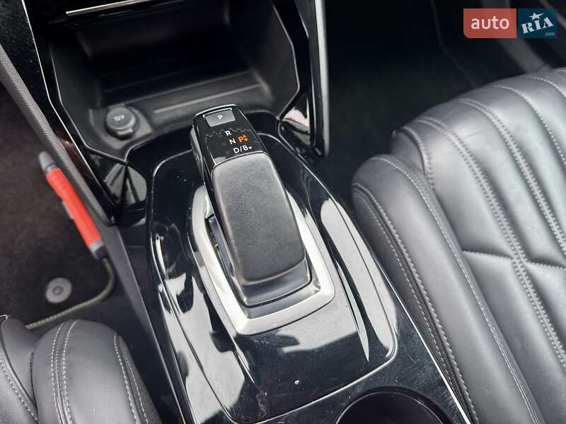Внедорожник / Кроссовер Peugeot e-2008 2020 в Дрогобыче