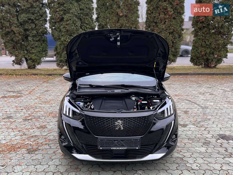 Внедорожник / Кроссовер Peugeot e-2008 2022 в Ровно