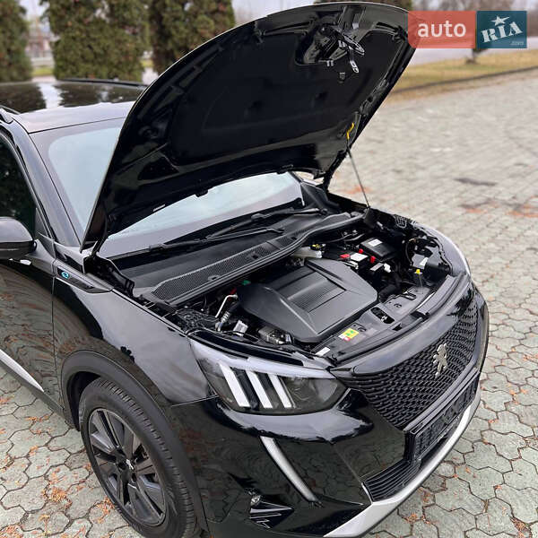 Внедорожник / Кроссовер Peugeot e-2008 2022 в Ровно