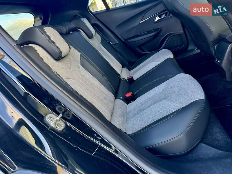 Позашляховик / Кросовер Peugeot e-2008 2020 в Дрогобичі фото 70 Позашляховик / Кросовер Peugeot e-2008 2020 в Дрогобичі