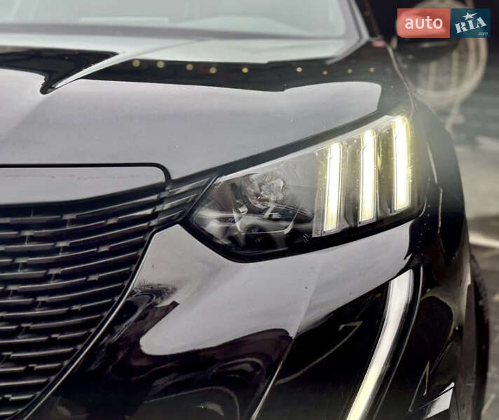 Позашляховик / Кросовер Peugeot e-2008 2020 в Луцьку