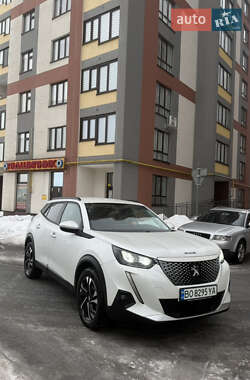Внедорожник / Кроссовер Peugeot e-2008 2020 в Тернополе